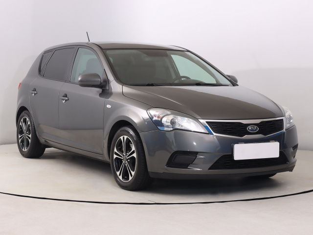 Kia Ceed 2011