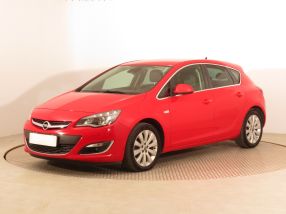 Opel Astra - 2013