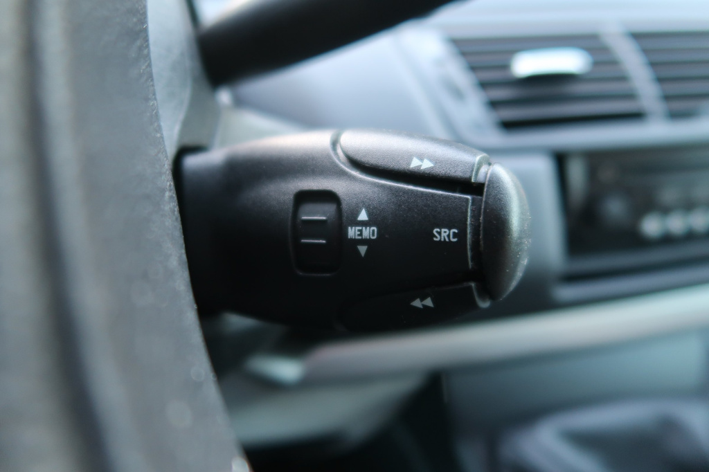Peugeot 807
