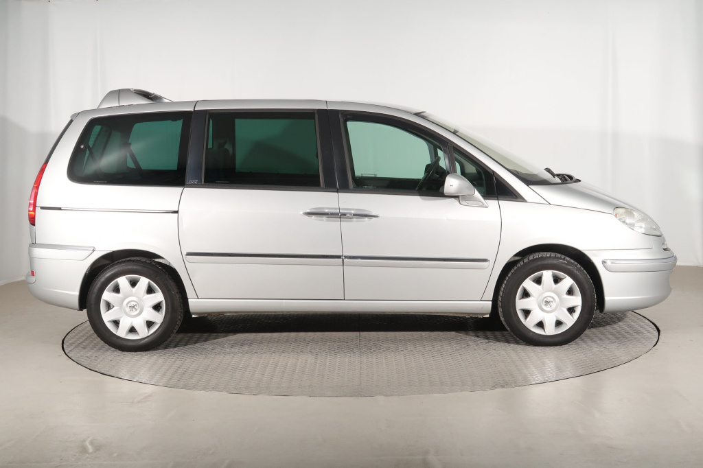 Peugeot 807