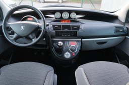 Peugeot 807 2008