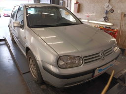 Volkswagen Golf 2002