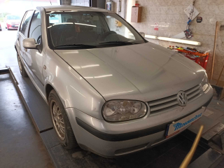 Volkswagen Golf, 2002