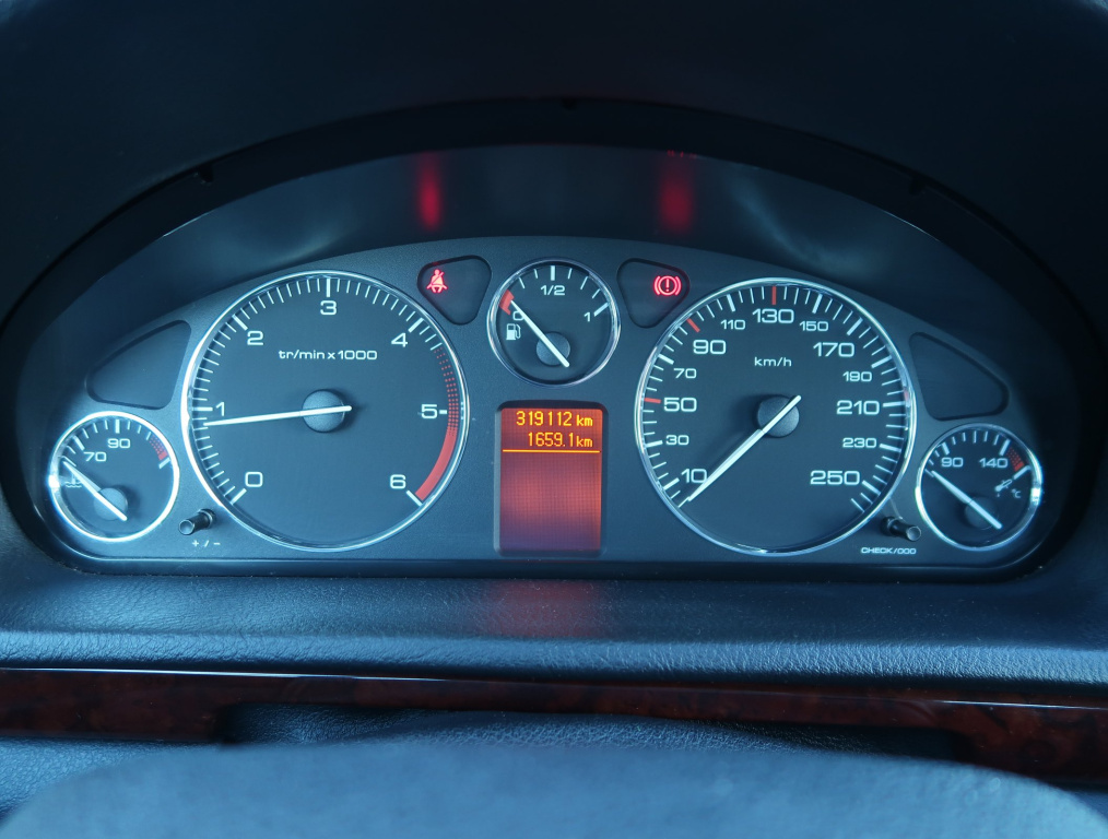 Peugeot 407