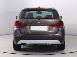 BMW X1 2011