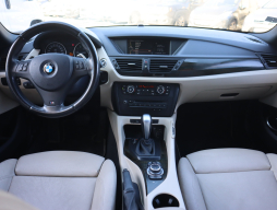 BMW X1 2011