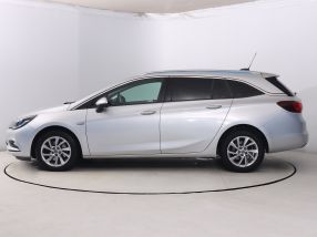 Opel Astra - 2018