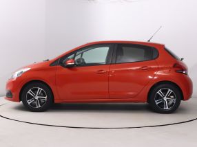 Peugeot 208 - 2016