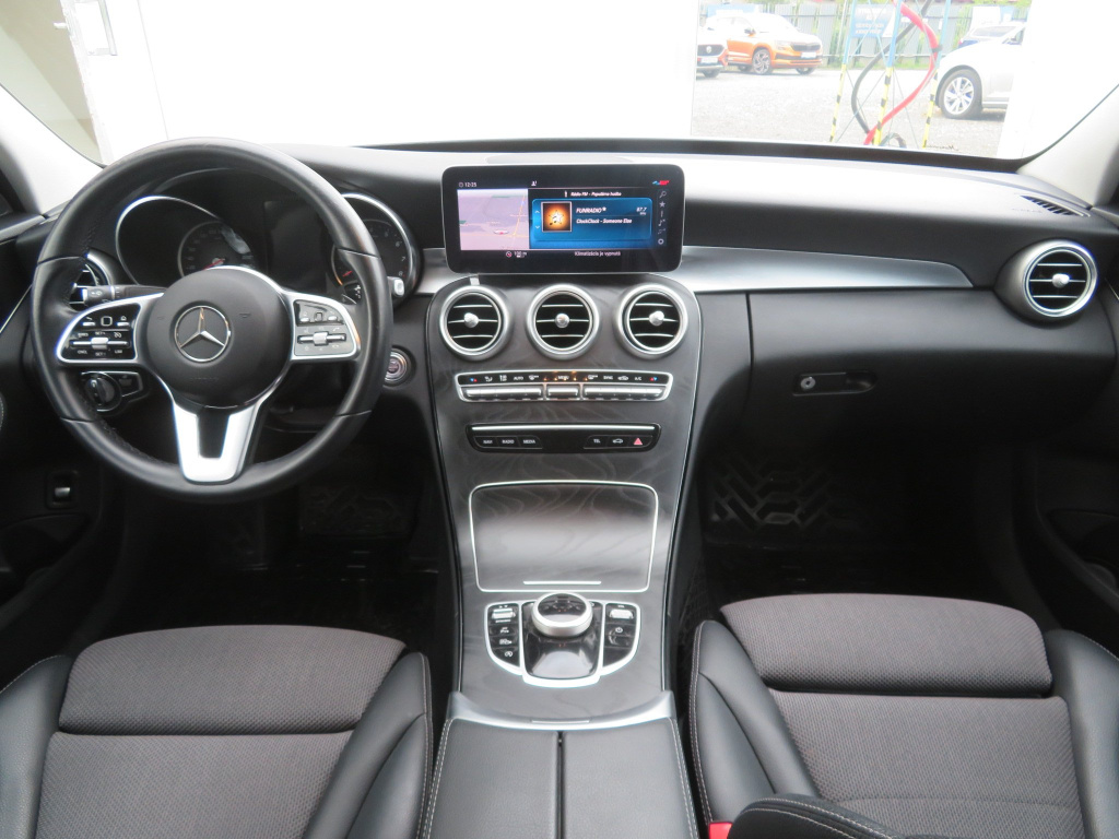 Mercedes-Benz C