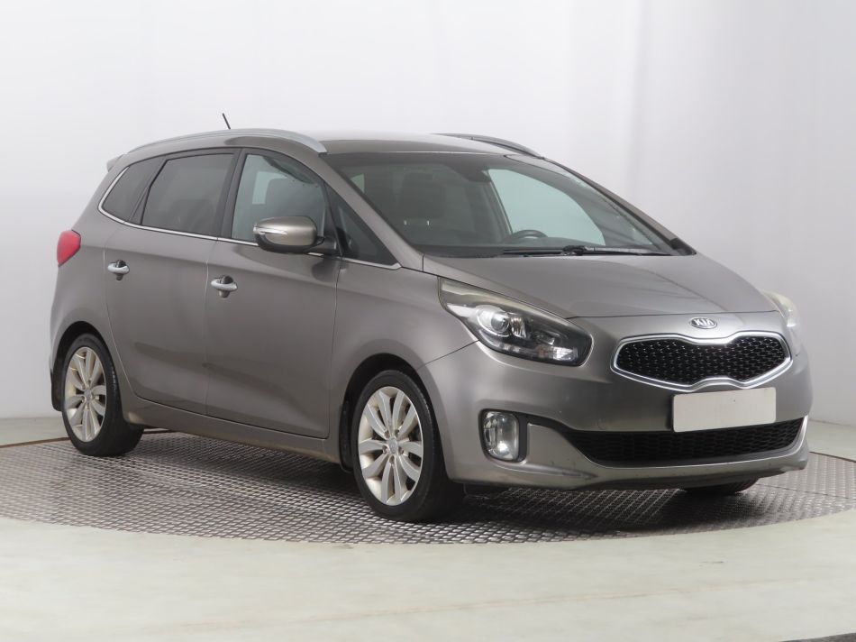 Kia Carens - 2016
