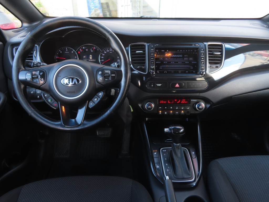 Kia Carens