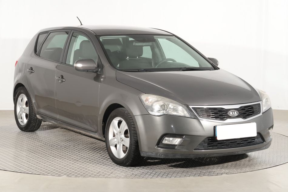 Kia Ceed - 2012