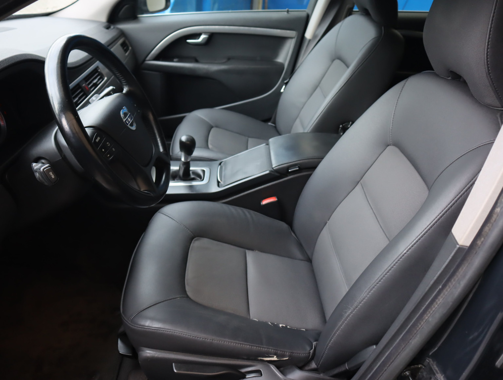 Volvo S80
