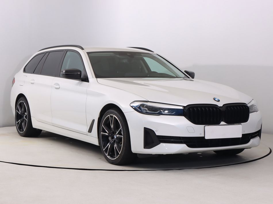 BMW 5 - 2022