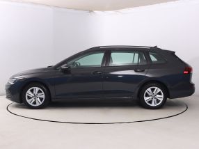 Volkswagen Golf - 2021