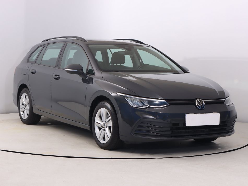Volkswagen Golf - 2021