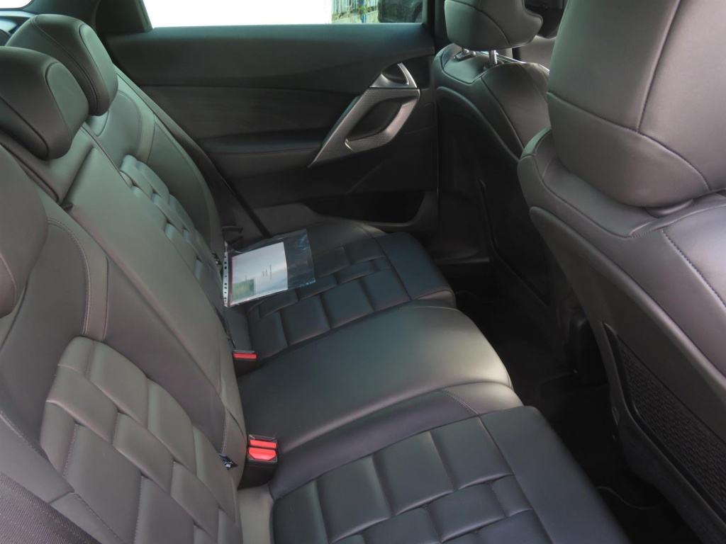Citroen DS5