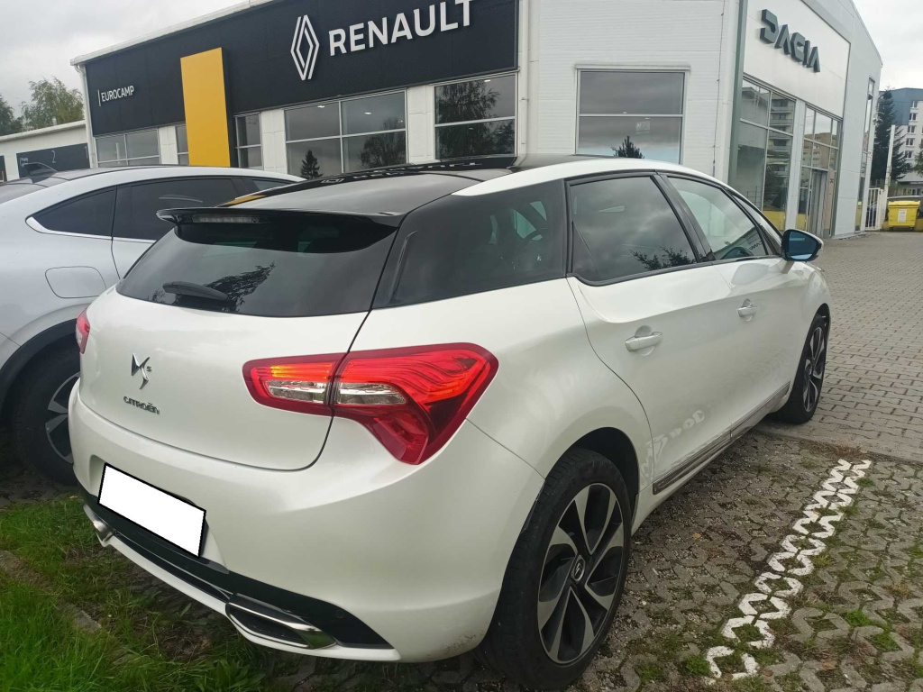 Citroen DS5