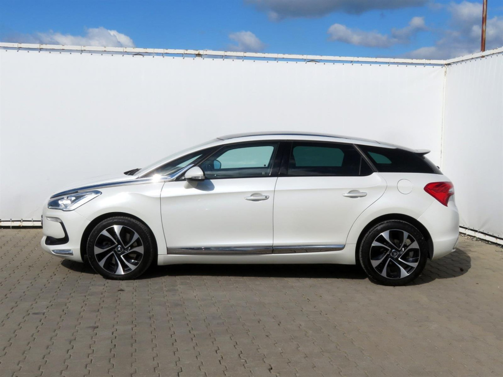 Citroen DS5