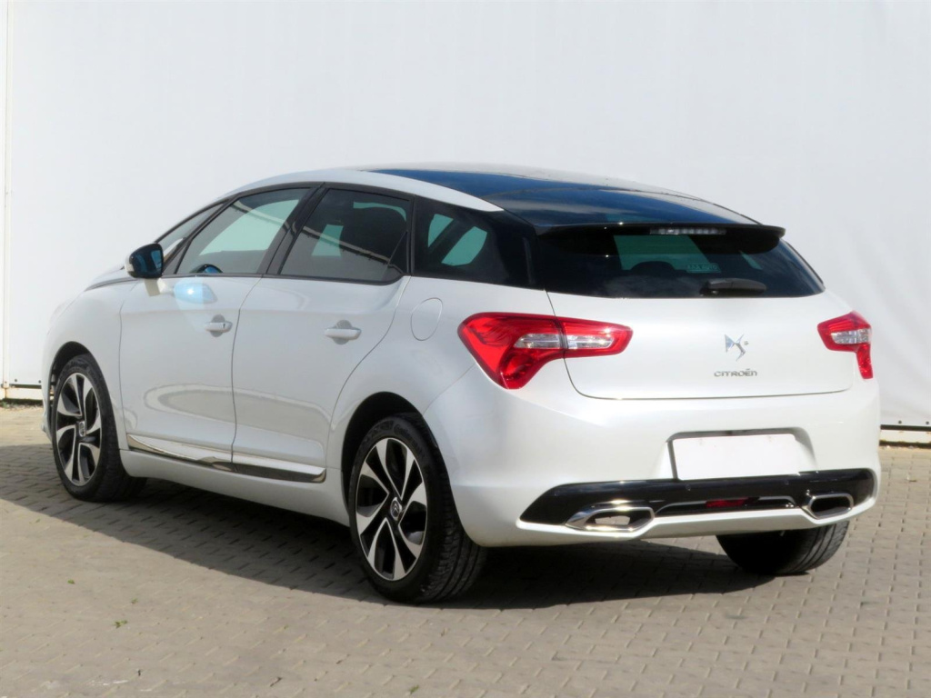 Citroen DS5