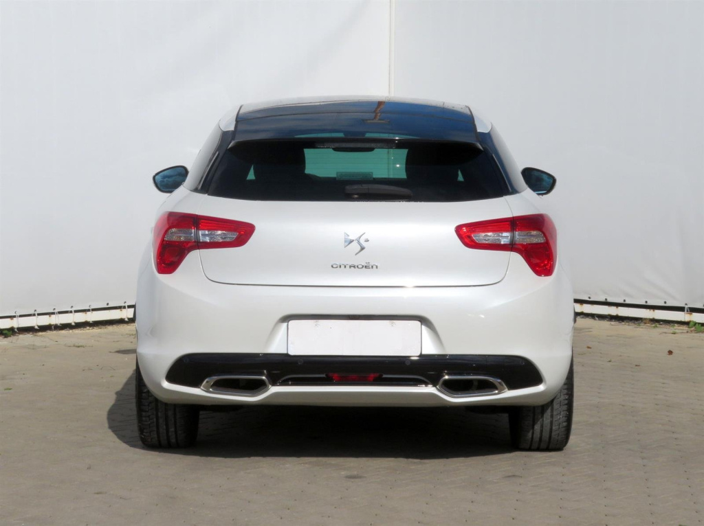 Citroen DS5