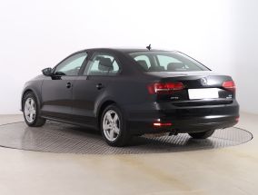 Volkswagen Jetta - 2016