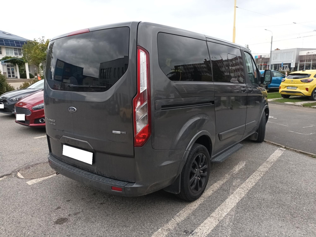 Ford Tourneo Custom