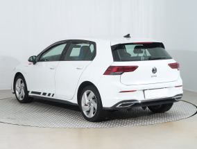 Volkswagen Golf - 2021