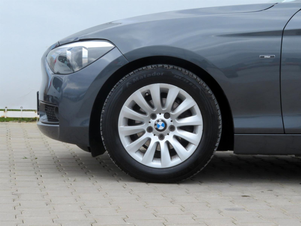 BMW 1
