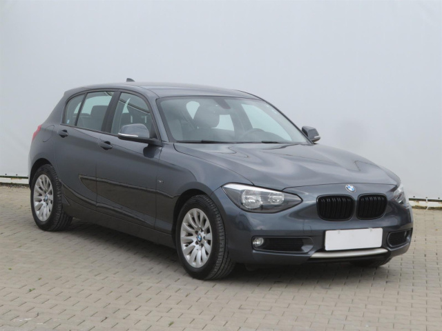 BMW 1 2011