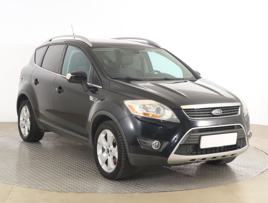 Ford Kuga - 2010