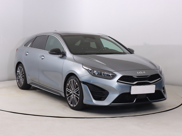 Kia ProCeed 2025