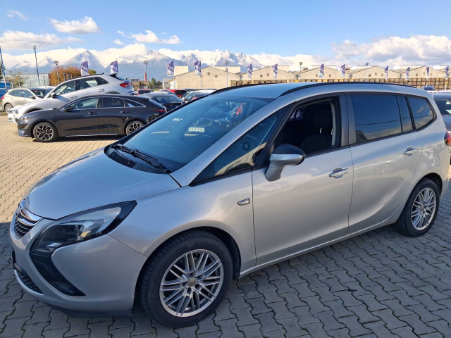 Opel Zafira Tourer 2016