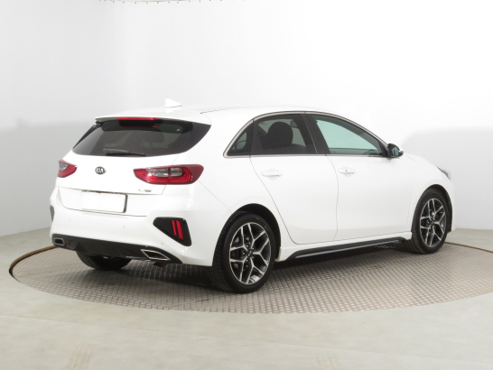 Kia Ceed 1.6 CRDi MHEV