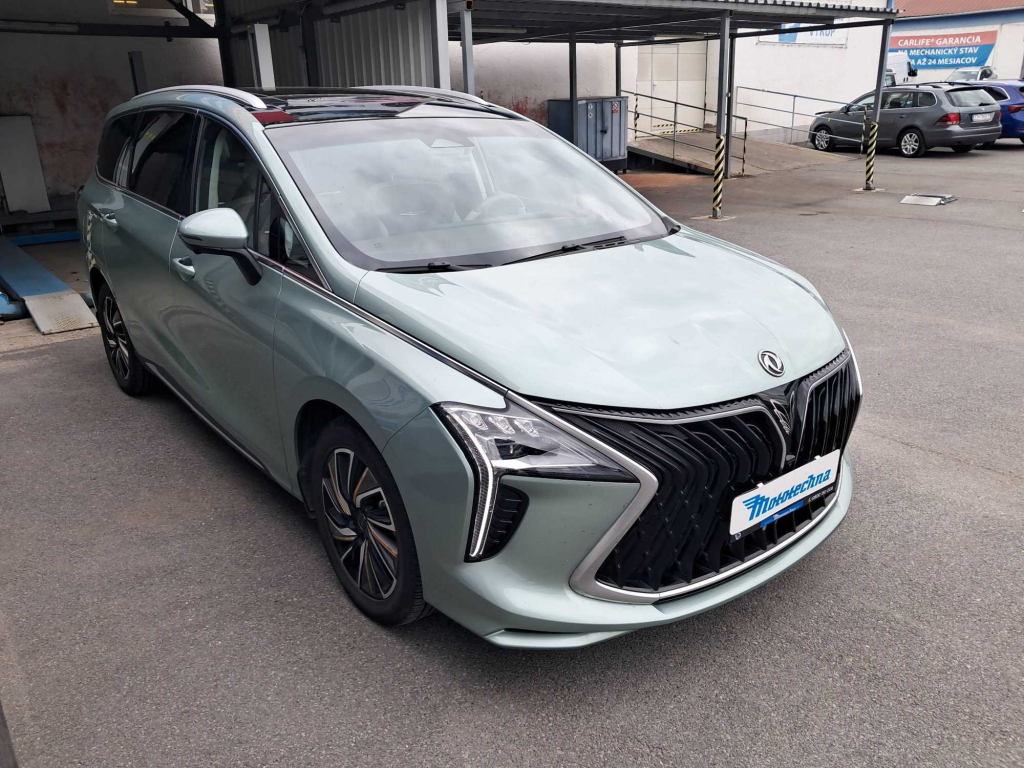 Dongfeng U-Tour