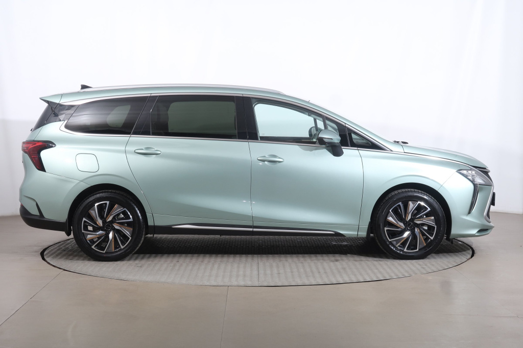 Dongfeng U-Tour