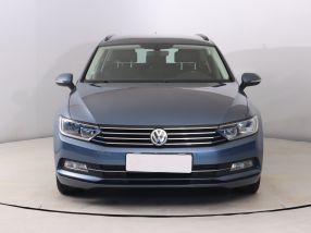 Volkswagen Passat - 2015