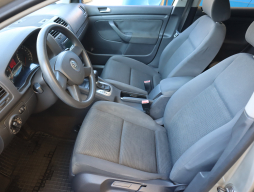 Volkswagen Golf 2004