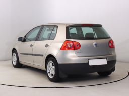 Volkswagen Golf 2004