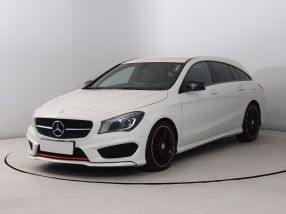 Mercedes-Benz CLA - 2015