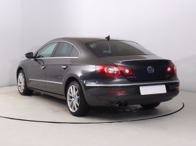 Volkswagen Passat CC - 2011