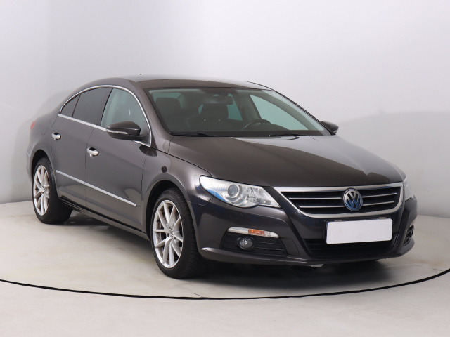 Volkswagen Passat CC 2011
