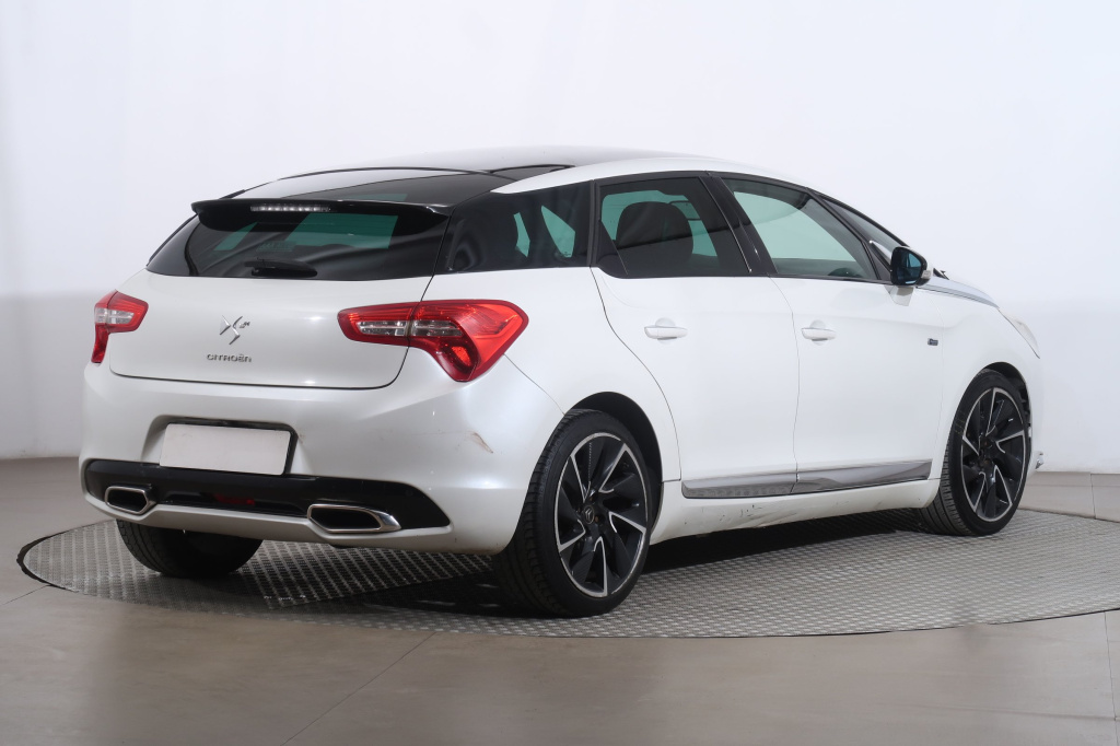 Citroen DS5