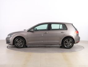 Volkswagen Golf - 2016