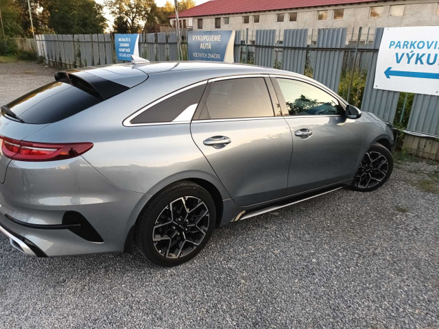 Kia ProCeed 2022