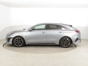 Kia ProCeed - 2022