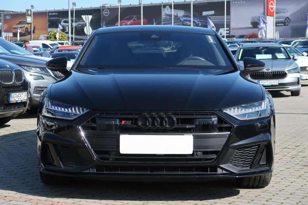 Audi S7