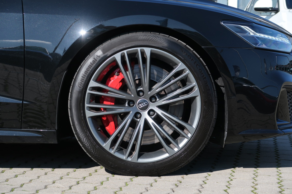 Audi S7