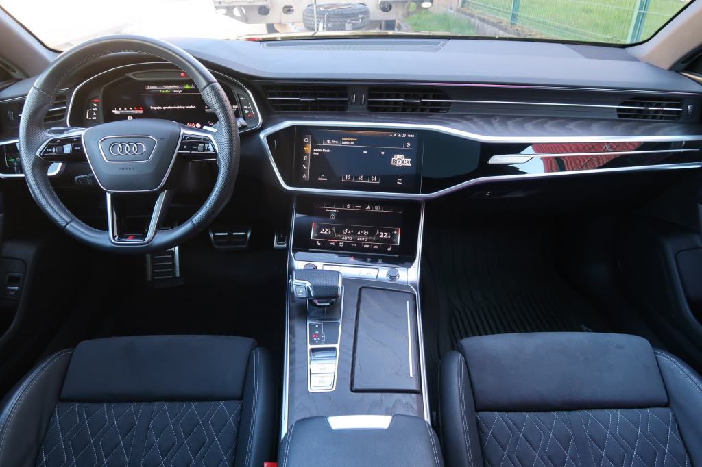 Audi S7