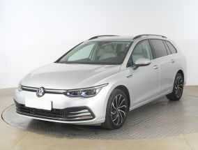 Volkswagen Golf - 2023